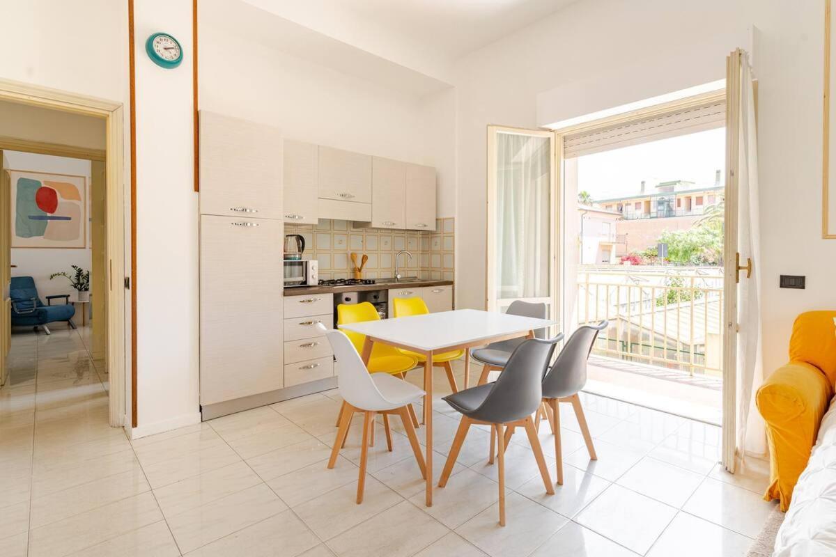 Thekeystudio, Colori Del Mare With Private Parking In 2 Mins From The Beach Bordighera Esterno foto